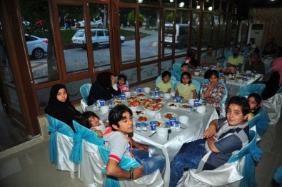 Orhangazi'de Yetimler İftarı