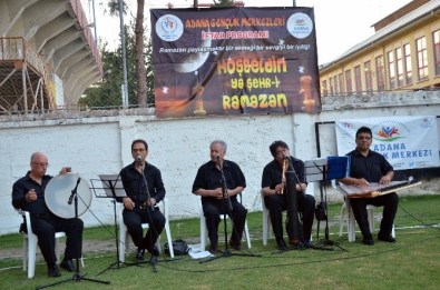 Seyhan Ve Yüreğir Gençlik Merkezi Üyelerine İftar