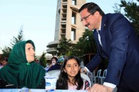 PAMUK ŞEKER - Yetim Çocuklar İftar Sofrasında Buluştu