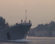 SAVAŞ GEMİSİ - Boğaz'ı Geçen Rus Savaş Gemisinde Silahlı Nöbet