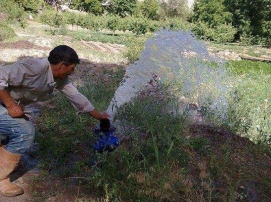 Demirci'de 490 Dekarlık Araziye Cansuyu