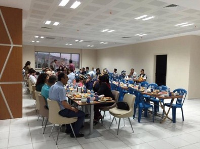 Gölbaşı Devlet Hastanesi Personelleri İftar Yemeğinde Buluştu