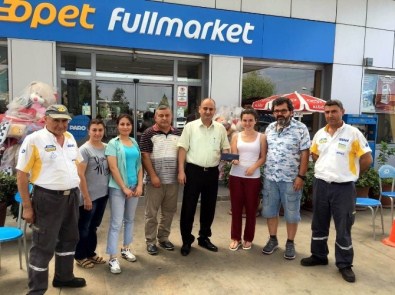 Akaryakıt Çalışanlarından Örnek Davranış