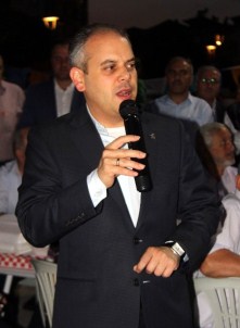 Bakan Kılıç Kavak'ta Binlerce Kişi İle İftar Yaptı