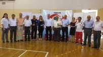 HALTER ŞAMPİYONASI - Burhaniye'de Halter Minikler Türkiye Şampiyonası Yapıldı