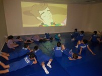 YEŞILPıNAR - Çocuklar Tatillerini İBB Yaz Spor Okulları'nda Değerlendiriyor