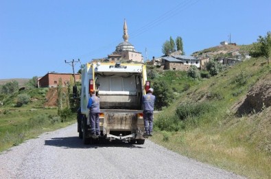 Köylerde Çöp Toplama Çalışması Yaygınlaşıyor