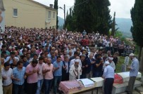 İBRAHIM SAĞıROĞLU - Trabzon'da Trafik Kazasında Hayatını Kaybeden Kız Kardeşler Son Yolculuğuna Uğurlandı