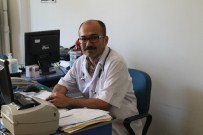 Uzmanlar Şemsiyesiz Dışarı Çıkılmaması Konusunda Uyardı