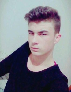 Darıca'da Serinlemek İçin Denize Giren Genç Boğularak Hayatını Kaybetti