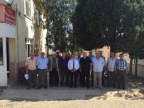 ZEKERIYA SARıKOCA - Kayı Mahallesinde Çiftçi Toplantısı