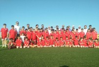 DALYAN - Lapsekispor Yaz Futbol Okulu Başladı