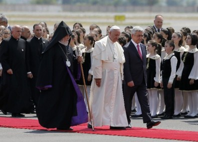 Papa Francis Ermenistan'da