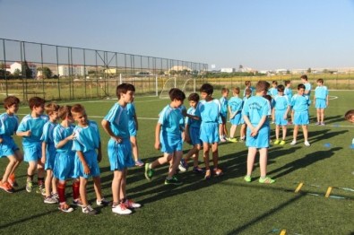 Pınarhisar'da Yaz Futbol Okulu