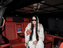 TÜRBE ZİYARETİ - Bülent Ersoy türbe açtırdı