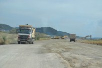 ÇAMKÖY - Kapanan Yola Tepki