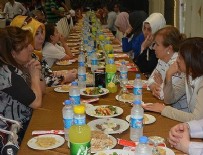 ŞEHİT ANNELERİ - Şehit anneleri ve çocukları dağa kaçırılan ailelere iftar