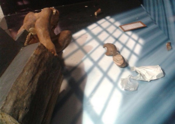 Çıplak müzisyen heykele aynı şahıs tarafından ikinci saldırı