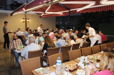 AK Parti Tekirdağ Teşkilatı İftar Yemeğinde Basın İle Bir Araya Geldi