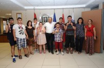 ENGELLİ SPORCULAR - Şampiyonluğu 'Onuncu Yıl Marşı' İle Kutladılar