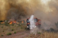 OLIMPOS - Turizm Bölgesindeki Yangın Durdurulamıyor