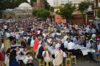 MEHMET ALTAY - Uşak AK Parti İftar Yemeğinde Buluştu