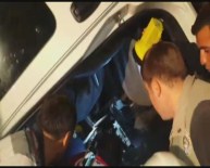 Van'da Sıkışmalı Trafik Kazası; 1 Ölü, 3 Yarlı