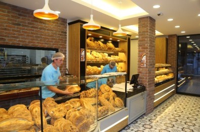 Yenişehir'de Çifte Açılışlı İftar