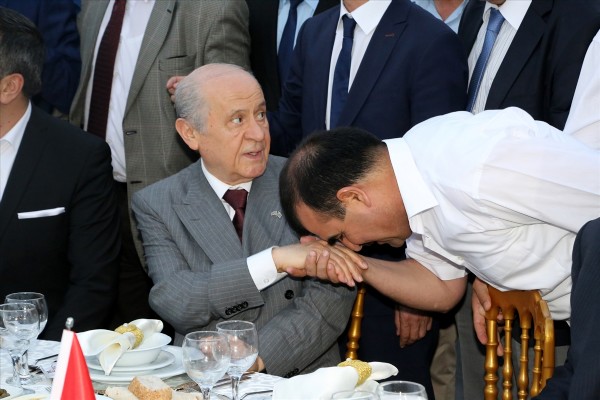 Bahçeli imaj değiştirdi