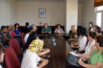 FAZIL TÜRK - Akdeniz Belediyesi Eş Başkanları, Kurs Öğretmenleriyle Bir Araya Geldi