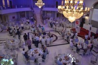 HÜSEYIN AVNI COŞ - Birlik Vakfı İftar Programı Gerçekleşti