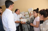 CHP Hakkari'de 2 Bin 500 Aileye Yarım Dağıttı