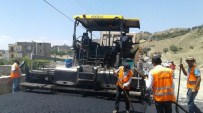 Dicle'nin Mahalle Yollarında Sıcak Asfalt Çalışması