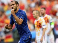 GIORGIO CHIELLINI - İtalya Çeyrek Finale Yükseldi
