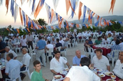 AK Parti'liler İftarda Buluştu