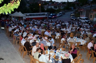 Bünyan Belediyesi İftar Sofrası Karakaya'da Kuruldu