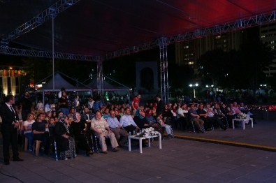 'Nimetlere Karşı Üç Ödeme İsteniyor'