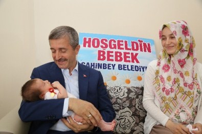 Tahmazoğlu 50 Bin Bebeği Ziyaret Etti