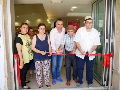 'Yalnız Zamanlar' Büyükçekmece'de Sergilendi