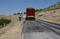 Yeşilyurt Belediyesi Sathi Kaplama Çalışmalarını Sürdürüyor