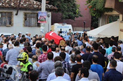 Gözüyaşlı Veda...