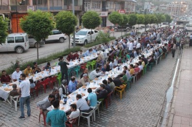 HDP Şimdimli'de İftar Verdi