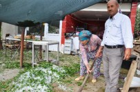 YAZ YAĞMURU - İzmir'de Dolu Tarım Ürünlerini Vurdu