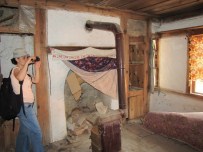 Kültür Varlığı Niteliği Taşıyan Binalarda Yeniden İnceleme