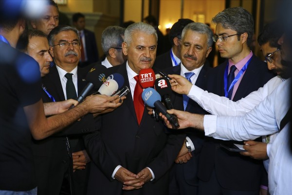 Başbakan Yıldırım: Türkiye Almanya ilişkileri yara almıştır