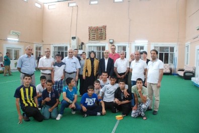 Demirtaş Çifti Engelli Çocukları Ziyaret Etti