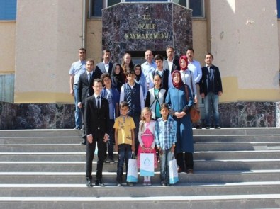 'Siyer-İ Nebi Kitap Okuma' İle 'Damlaya Damlaya İngilizce Kelime Öğrenme' Yarışması