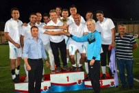 ŞAMPİYONLUK KUPASI - Valilik Kupasının Sahibi Gençlik Hizmetleri Ve Spor İl Müdürlüğü Oldu