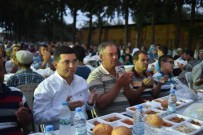 İFTAR SOFRASI - Kepez Belediyesi 3 Mahallede İftar Sofrası Kurdu