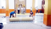 ÖĞRENCİ YURTLARI - Merinos'tan Besni Çat Camisine 420 Metre Büyüklüğünde Halı